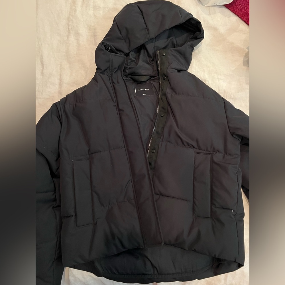 Everlane Renew Short Puffer Parka Jacket